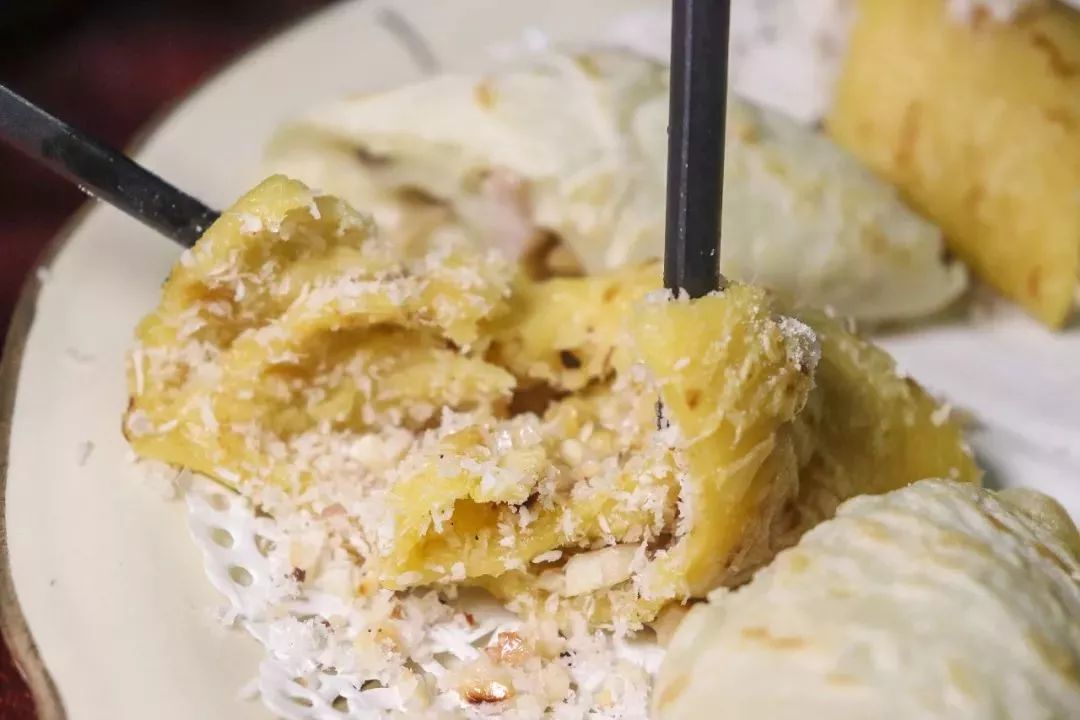 铜盘焗鸡的正宗做法,特色铜盘焗鸡