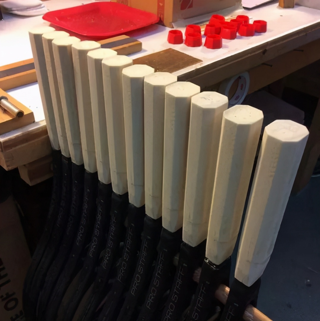 费德勒御用穿线师真实收入 (费德勒个人穿线师)