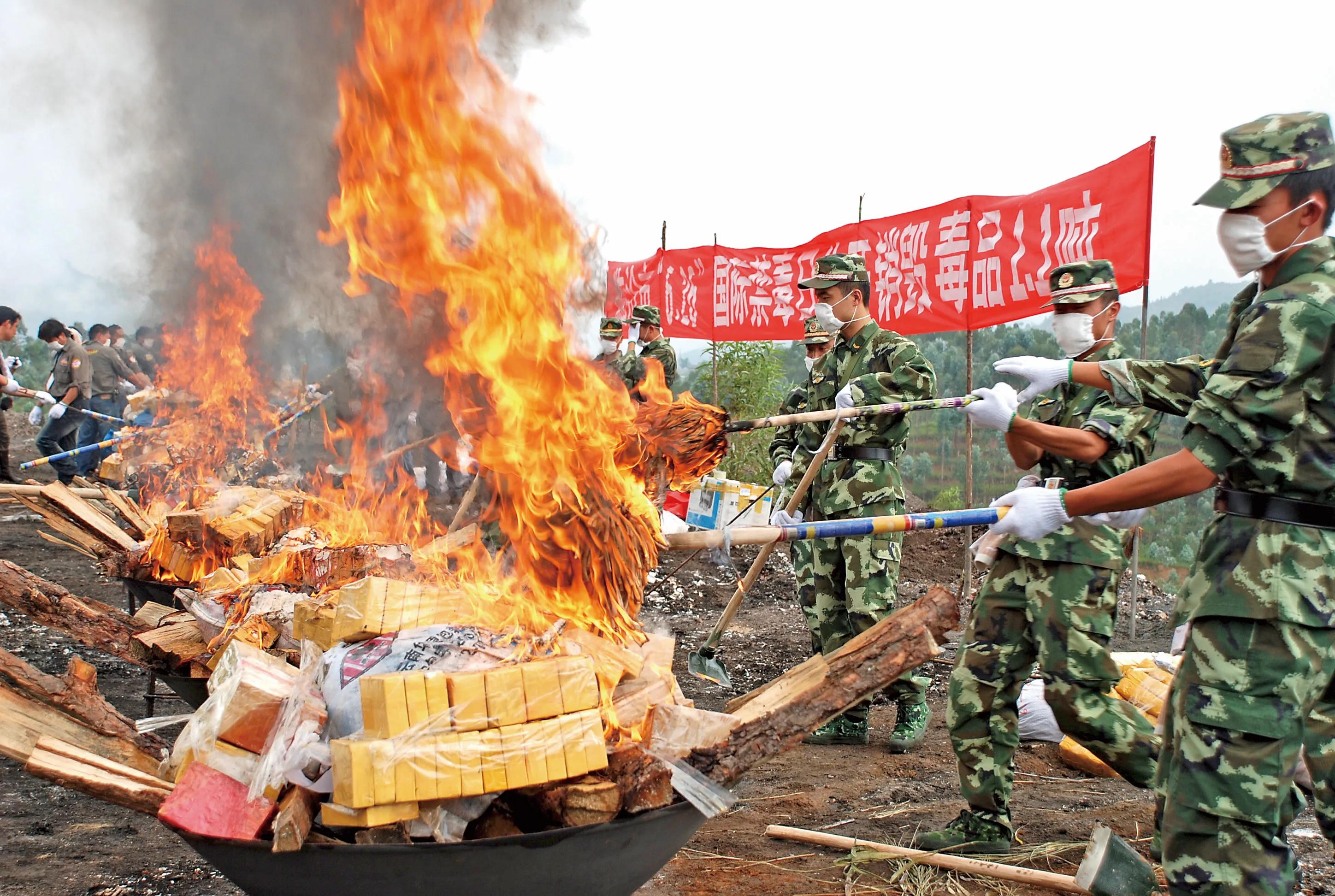 神秘金三角完整版,神秘的金三角邪与正