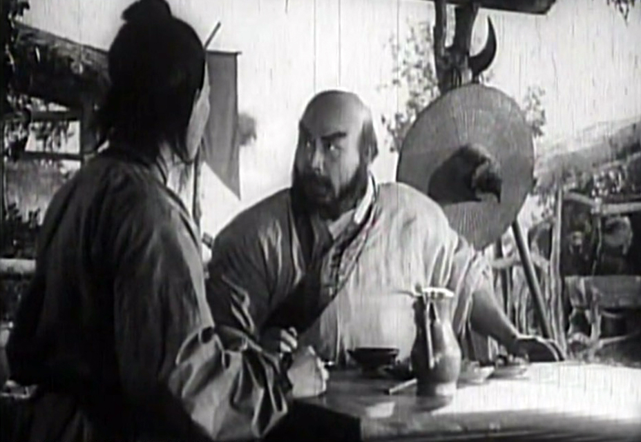 上影厂拍摄的老演员是谁,80年代上影厂3位美女明星