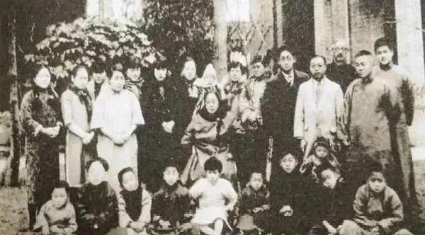 中国芯创始人,笨小孩如何逆袭成博士