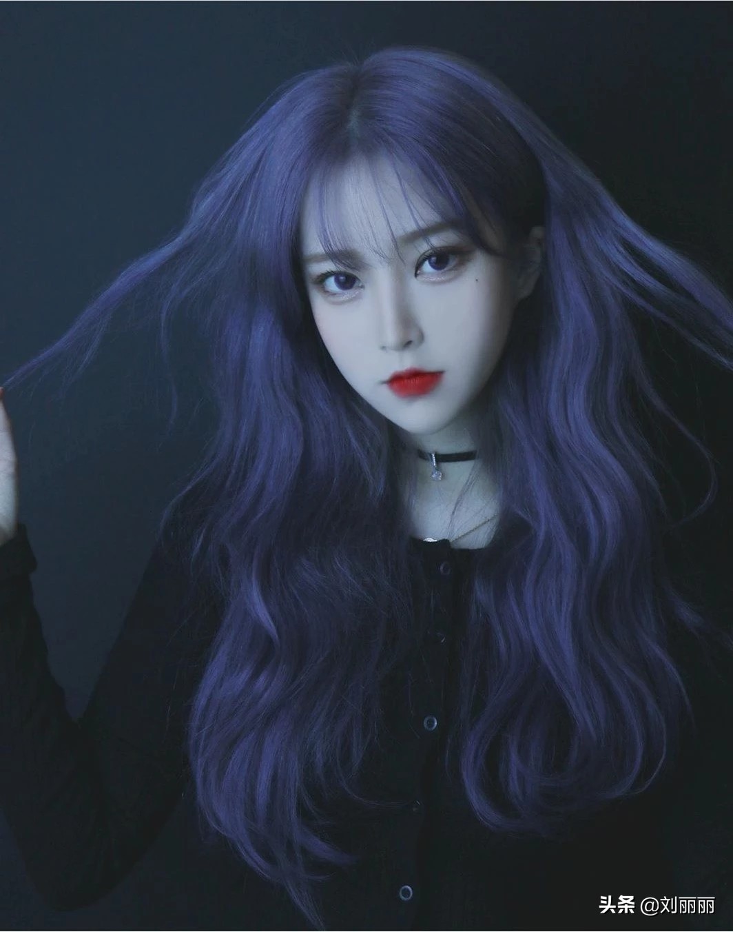 为什么染灰色一定要先漂头发