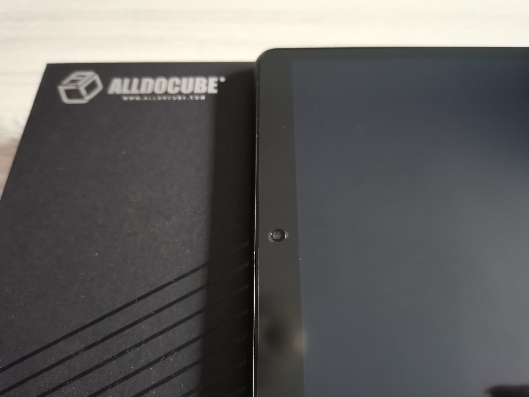 酷比魔方iplay20和小米平板4,699元至799元大屏手机