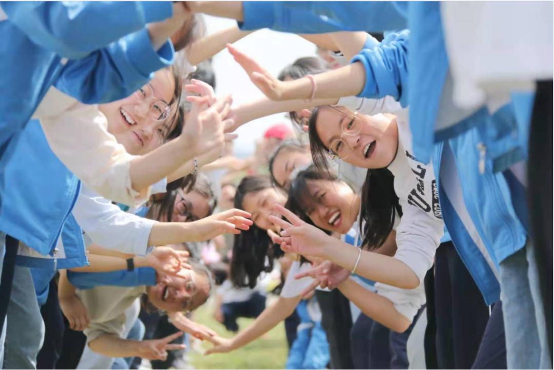 昆明市第一中学西山学校招聘,嵩明杨林学校招聘