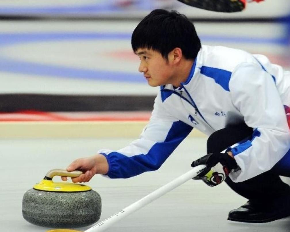 韩国美女冰壶队长倒追中国运动员,韩国冰壶女神倒追中国穷小伙