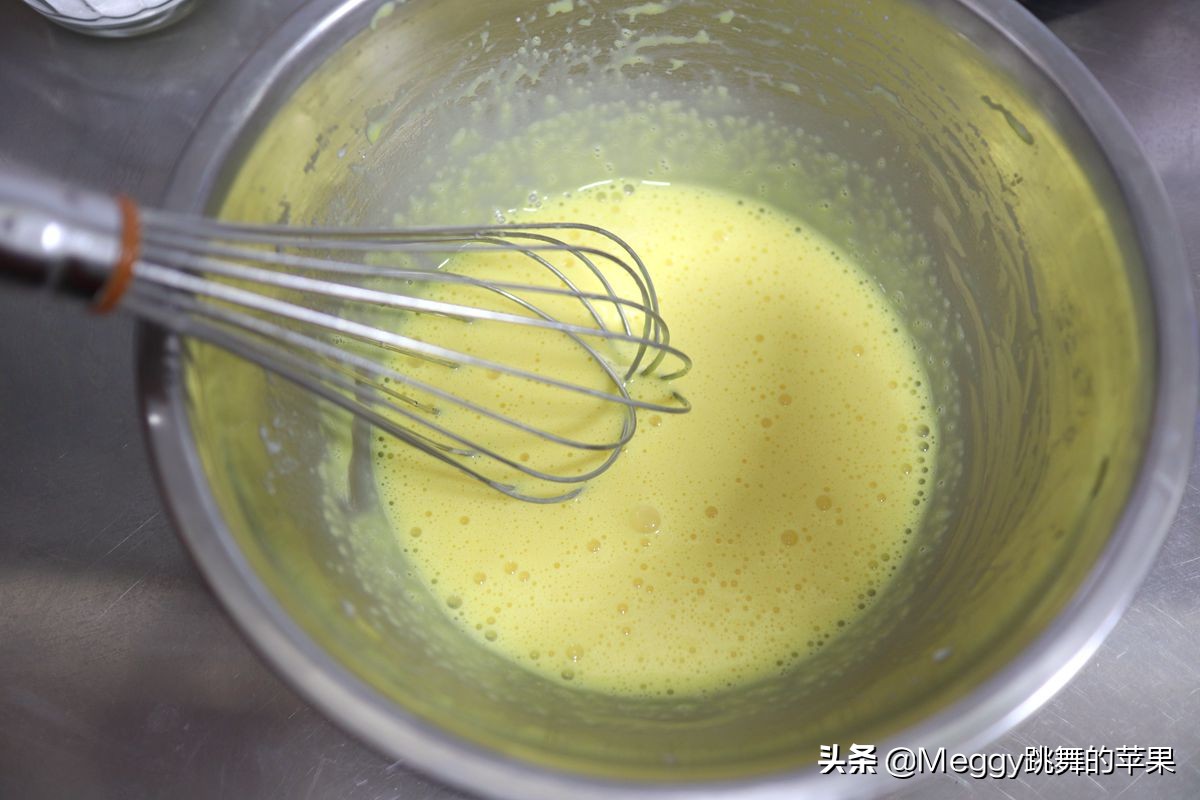 肉松蛋糕卷控出油,肉松蛋糕卷香甜咸香松软馋哭了