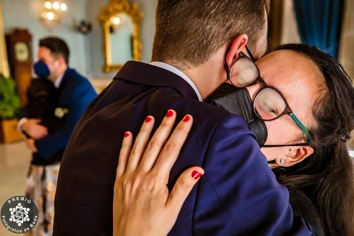 100寮犳渶鏂拌幏濂栧绀肩収,33涓幏濂栫殑濠氱ぜ鐓х墖瀹屽叏鍚稿紩鐪肩悆