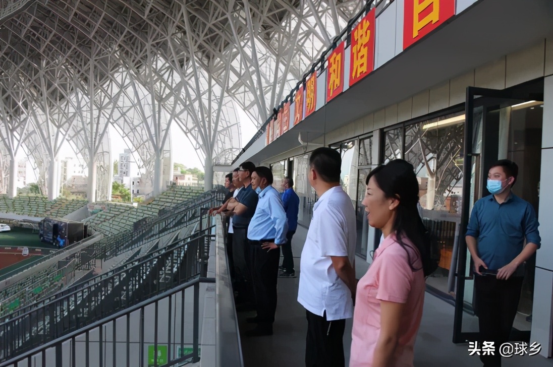 取经交流,拜访广州富力足球学校