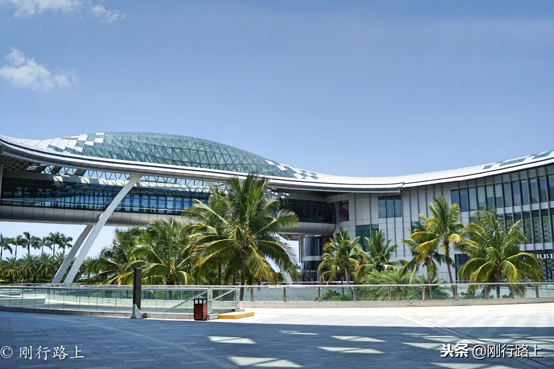 海南三亚国际免税城购物自提 (海南三亚免税城攻略)