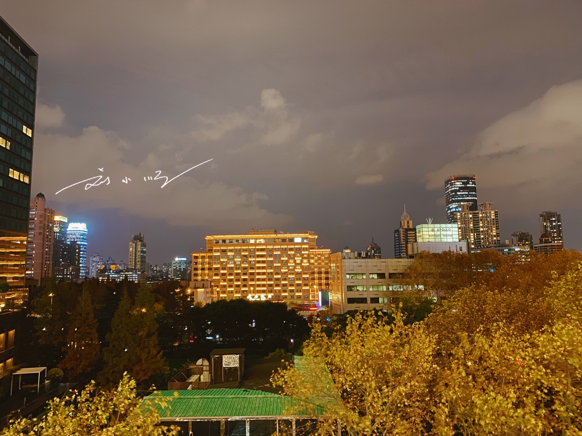 上海静安寺夜景游玩,上海静安寺夜景视频