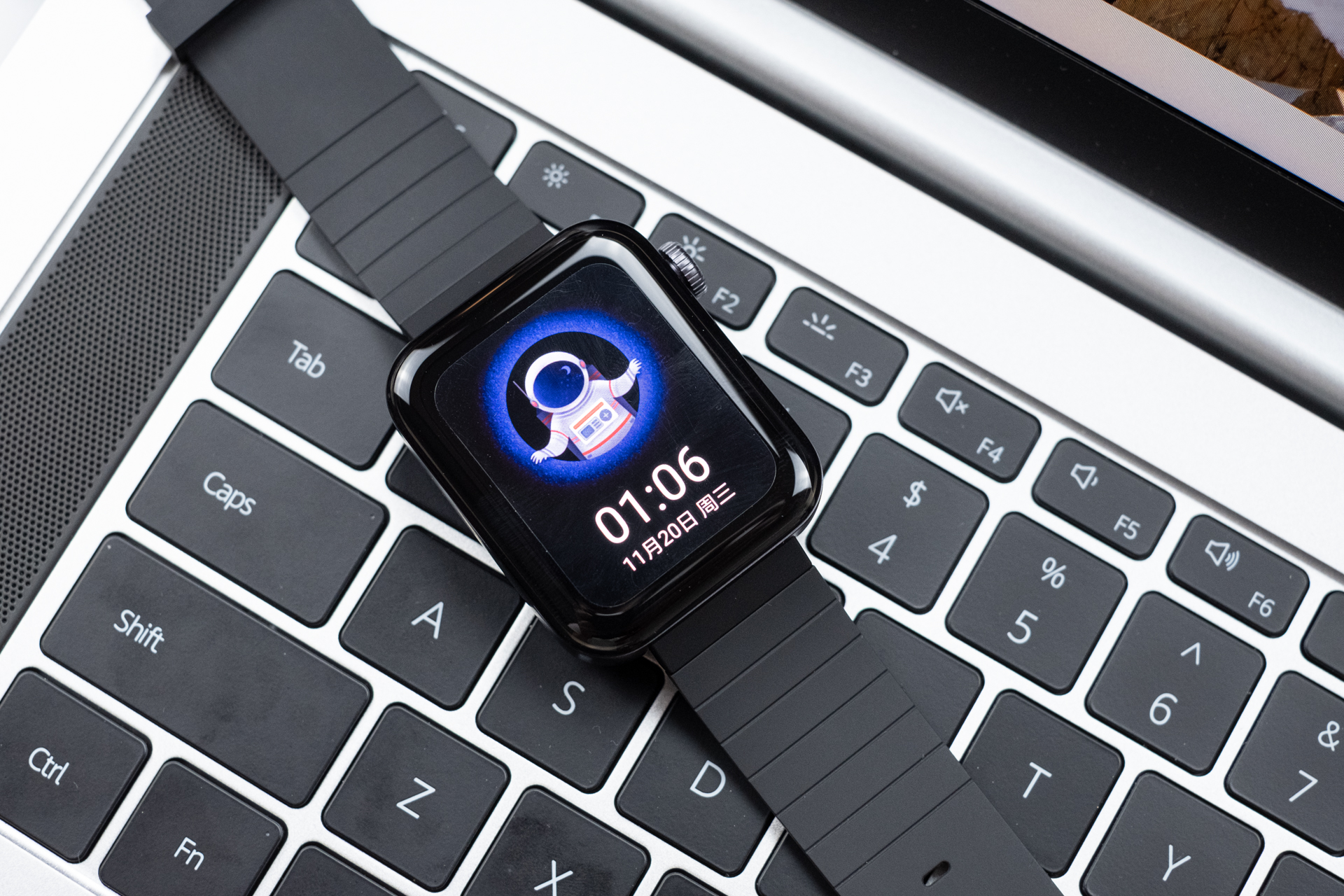 小米手表一代变成applewatch,小米手表和applewatch3选哪个