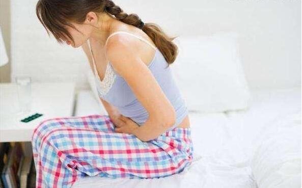 “同房”之后，女性身体这2个部位出现疼痛，多半是“中奖”了