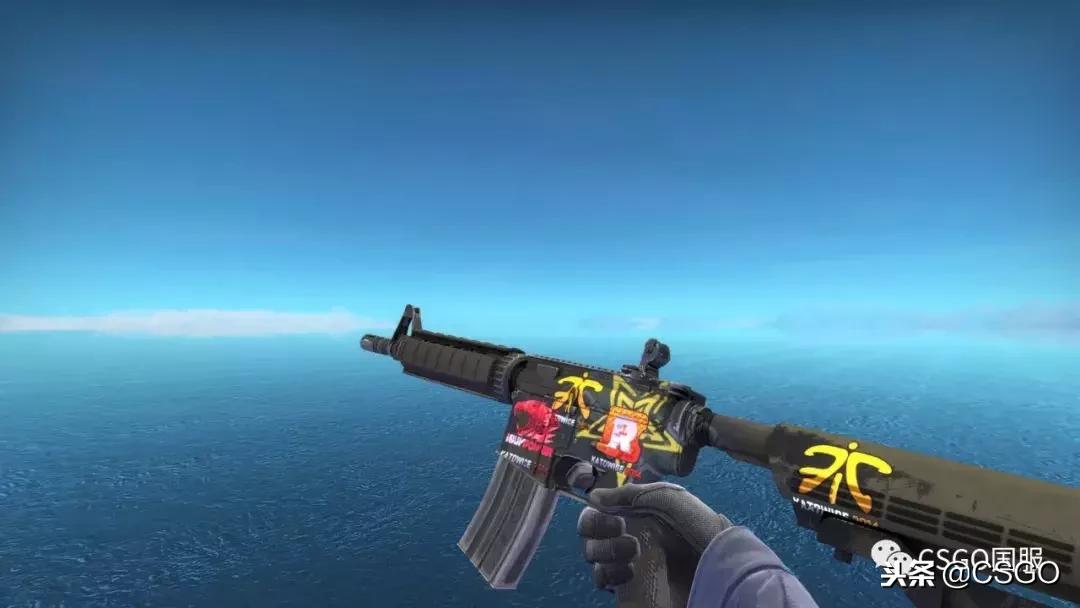 「皮肤控」第32期：最贵*器武**箱开火蛇——解锁英勇大行动*器武**箱