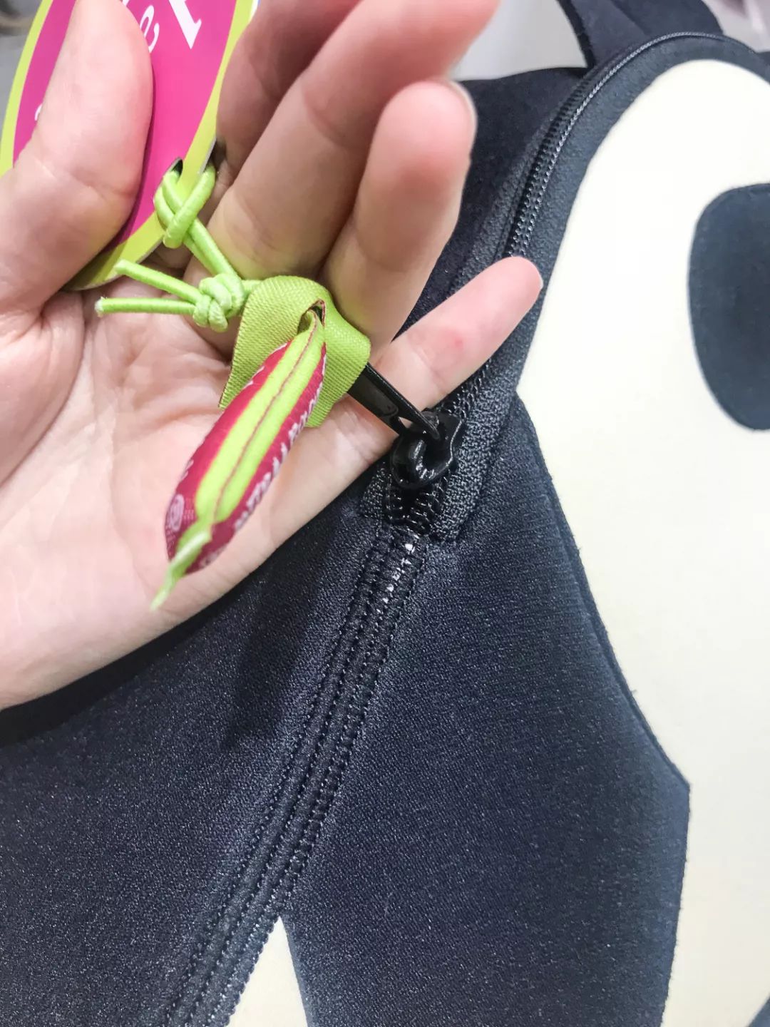 200-500儿童书包,儿童书包买轻便的还是减压的好