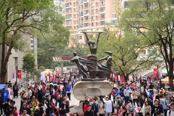 深圳中学为什么会成为全国第一,深圳中学厉害