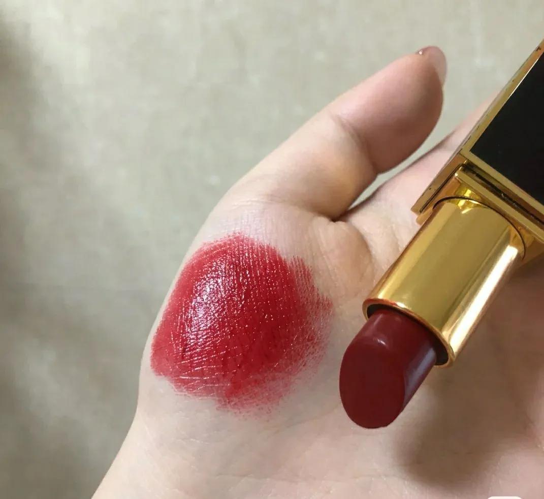 口红种草机色号,口红种草秋冬