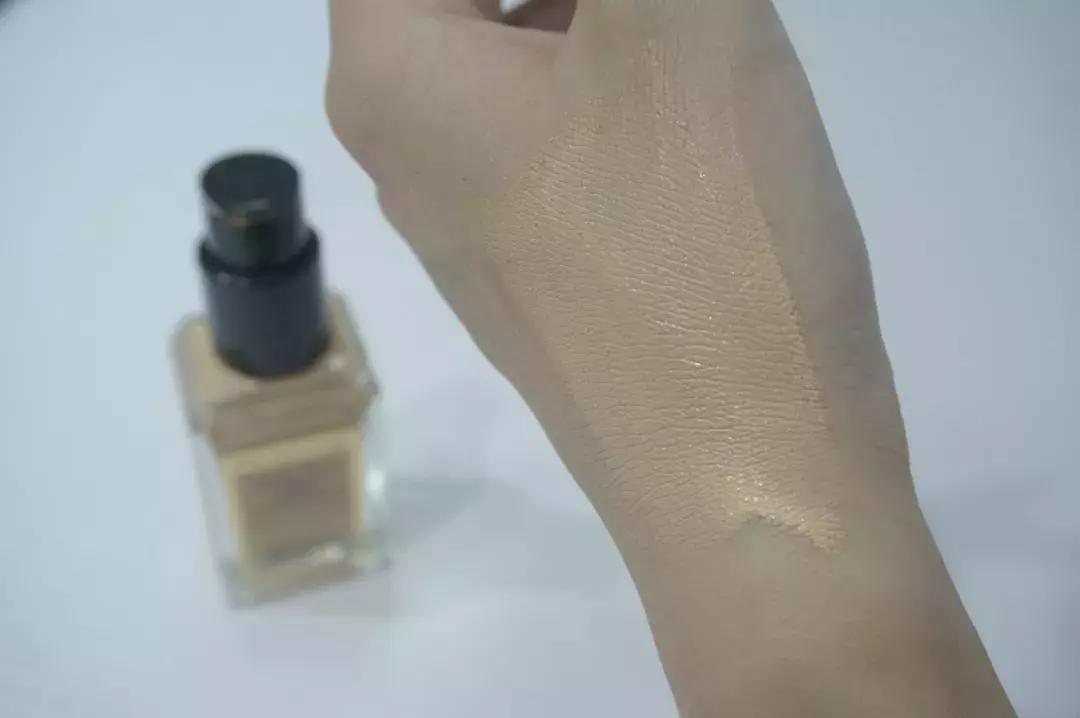 有哪些不好用的大牌化妆品,哪些好用的网红化妆品