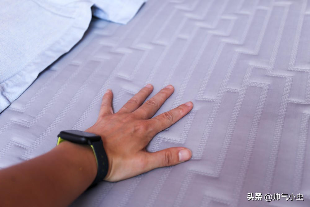 智能床垫1399元,水暖床垫小米