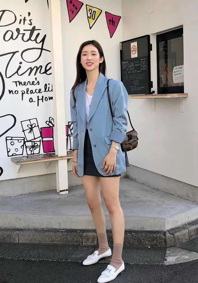 求jennie同款衣服,jennie无帽卫衣