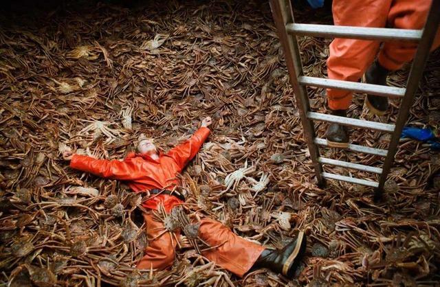 捕蟹人真实收入,捕蟹人能赚钱吗