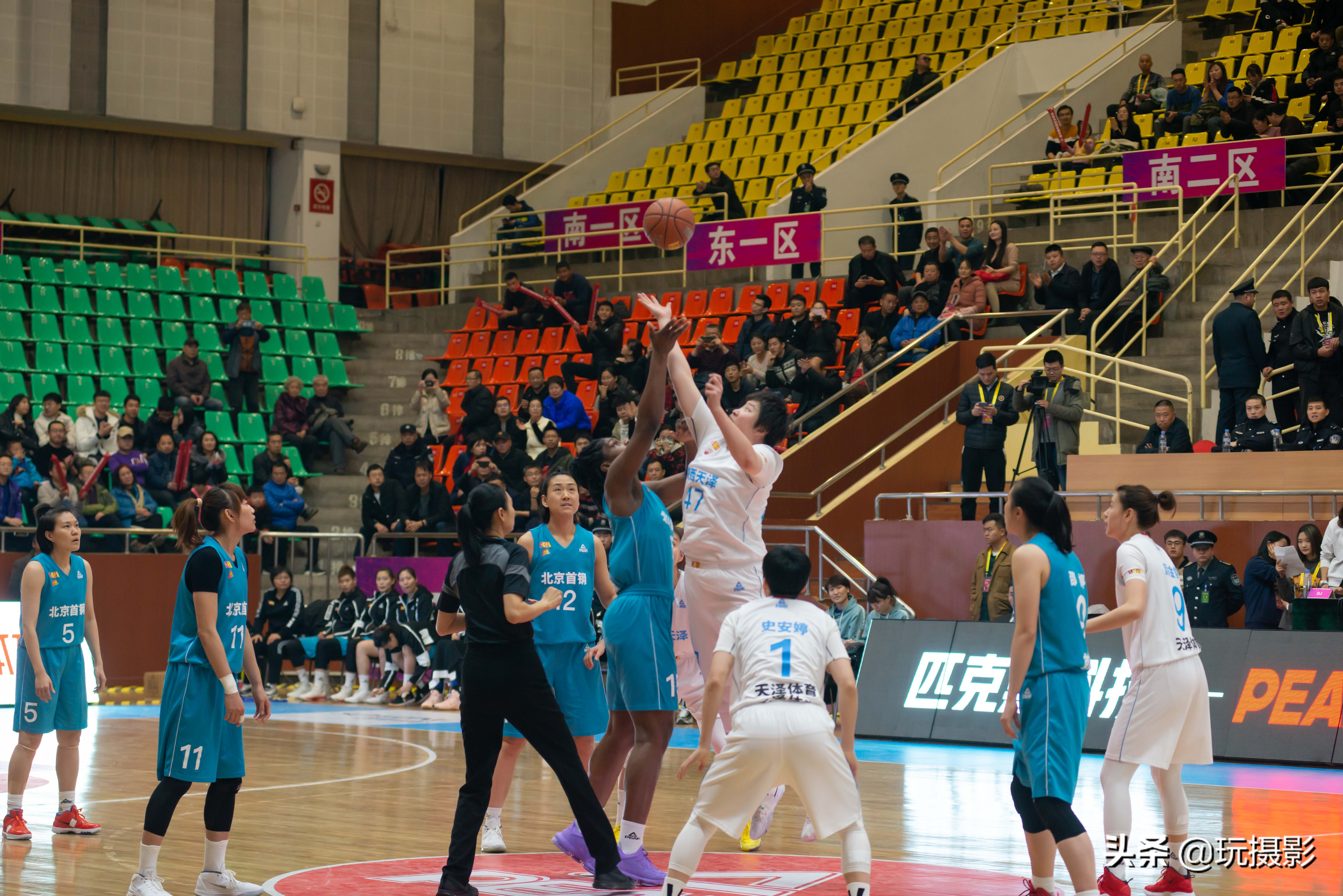 西安天泽与北京首钢比赛一场陕西体育界的盛事