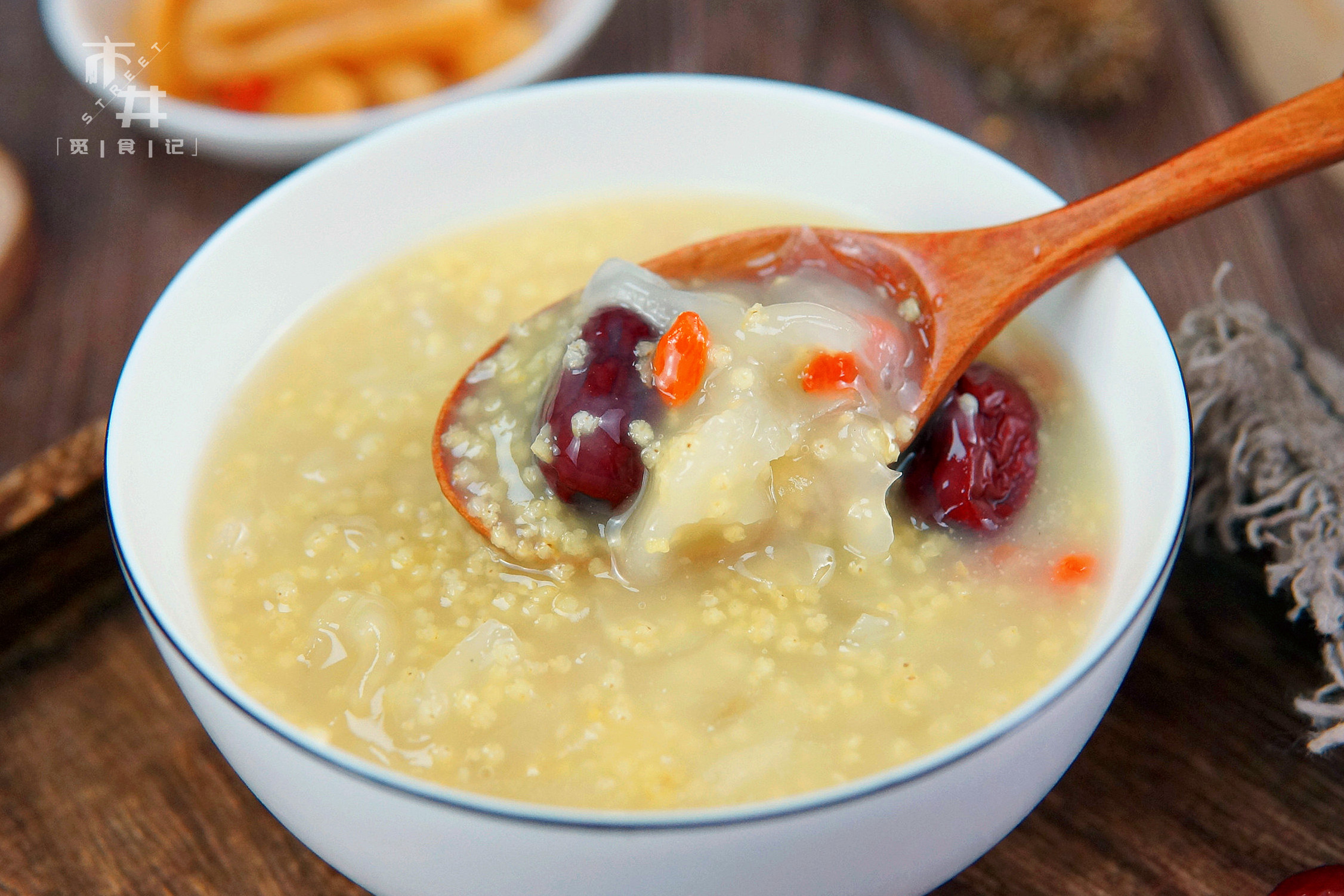 这粥，妈妈早餐必喝，满满的全是胶质，每周喝几次，省买化妆品了