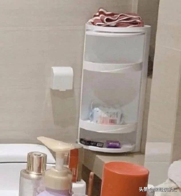 杨超越秒删帖子,杨超越晒烟盒出镜