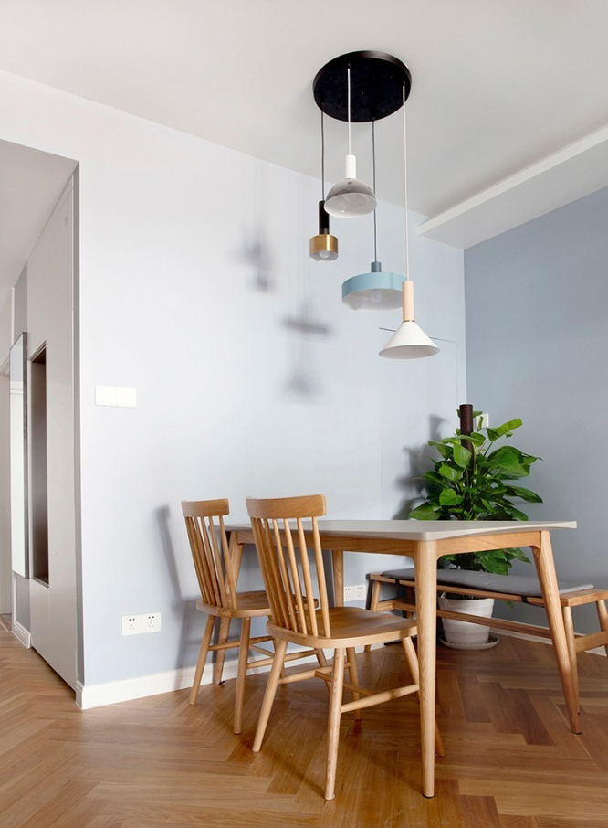 如何选择一个让人满意的餐桌,如何选一款实用好看的餐桌