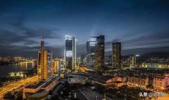 华夏大地人杰地灵地大物博,泱泱华夏大好河山视频