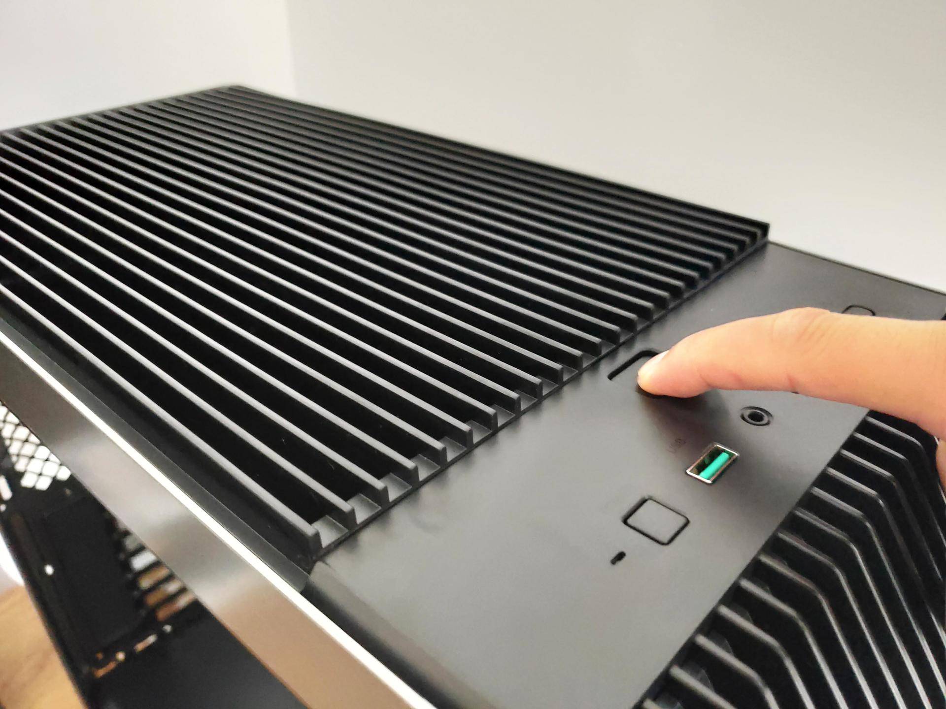 最新电脑攒机配置详解,电脑攒机组装硬件讲解