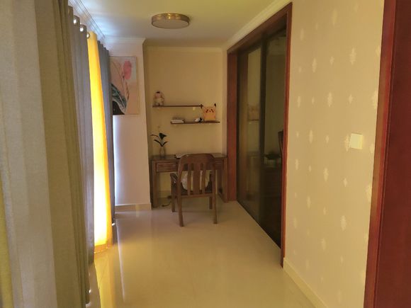 亲戚参观装修中的房子,参观亲戚家装