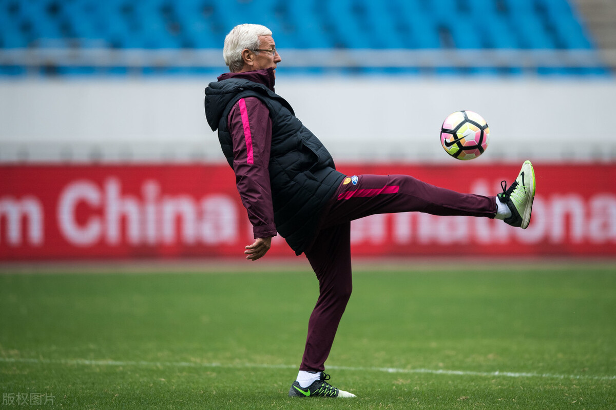 国足停球基本功训练,国足基本功传接球