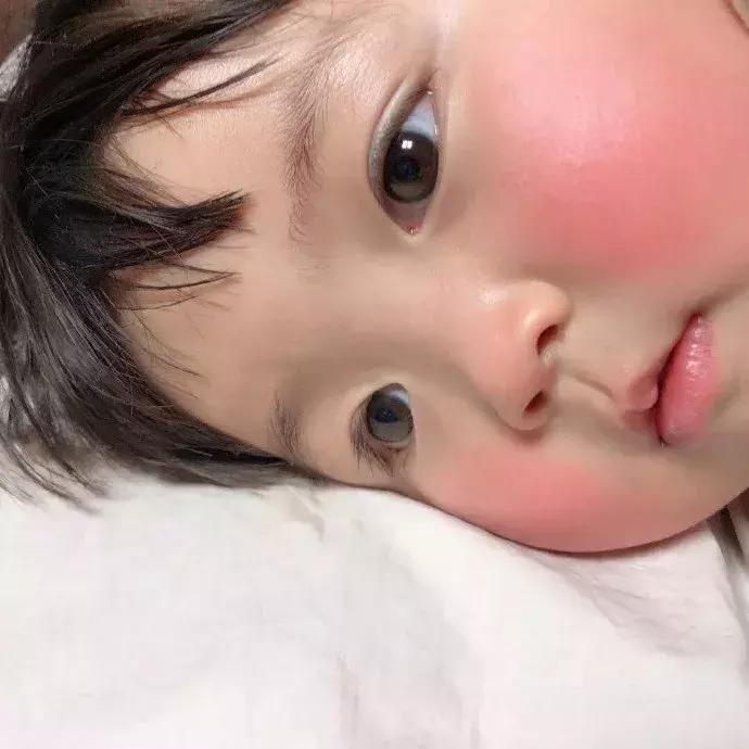 Red腰子、Big红瓶…电商法实施的第一天，代购们都被逼疯了