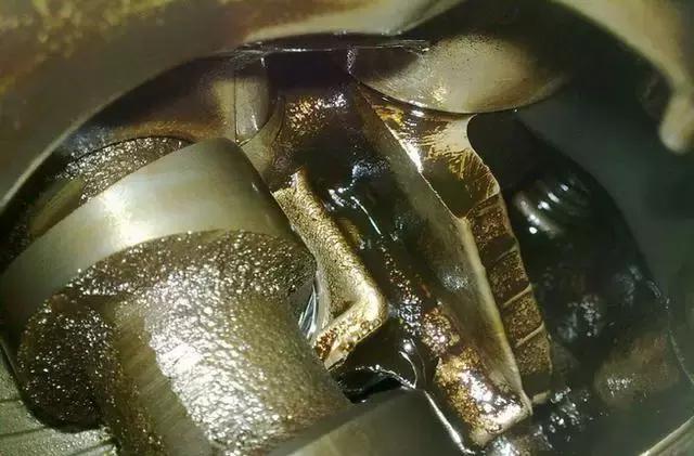 汽车开快了方向盘发抖是什么原因,车速120方向盘发抖是什么原因