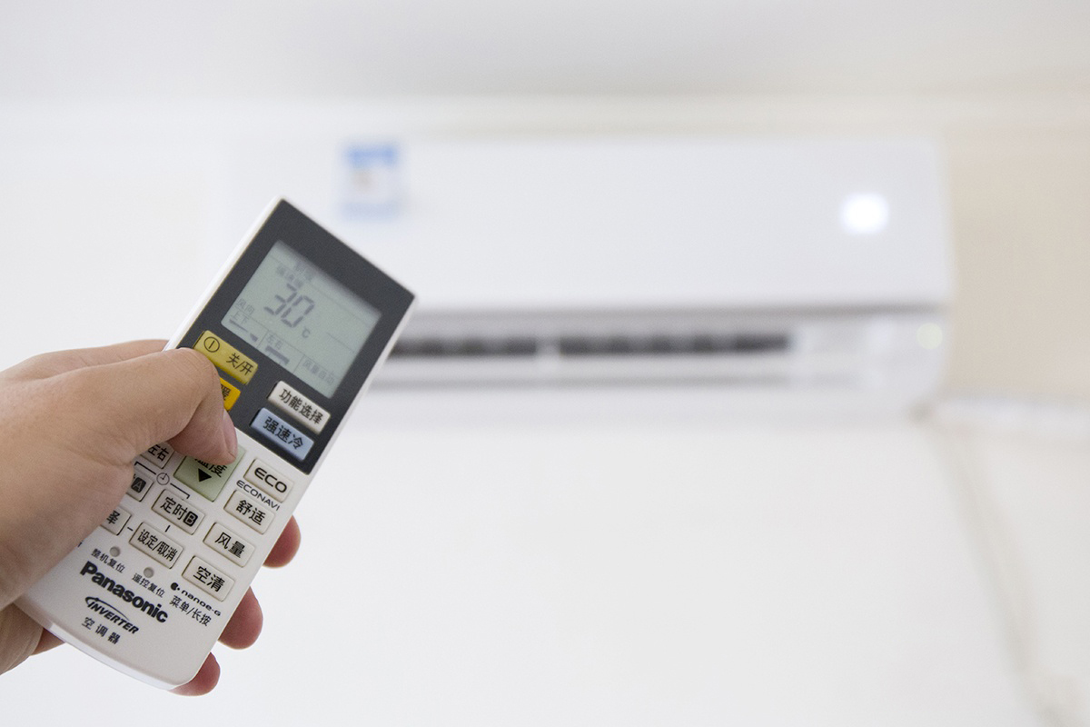 买空调免费安装上门又要收费,空调免费安装为什么还收费