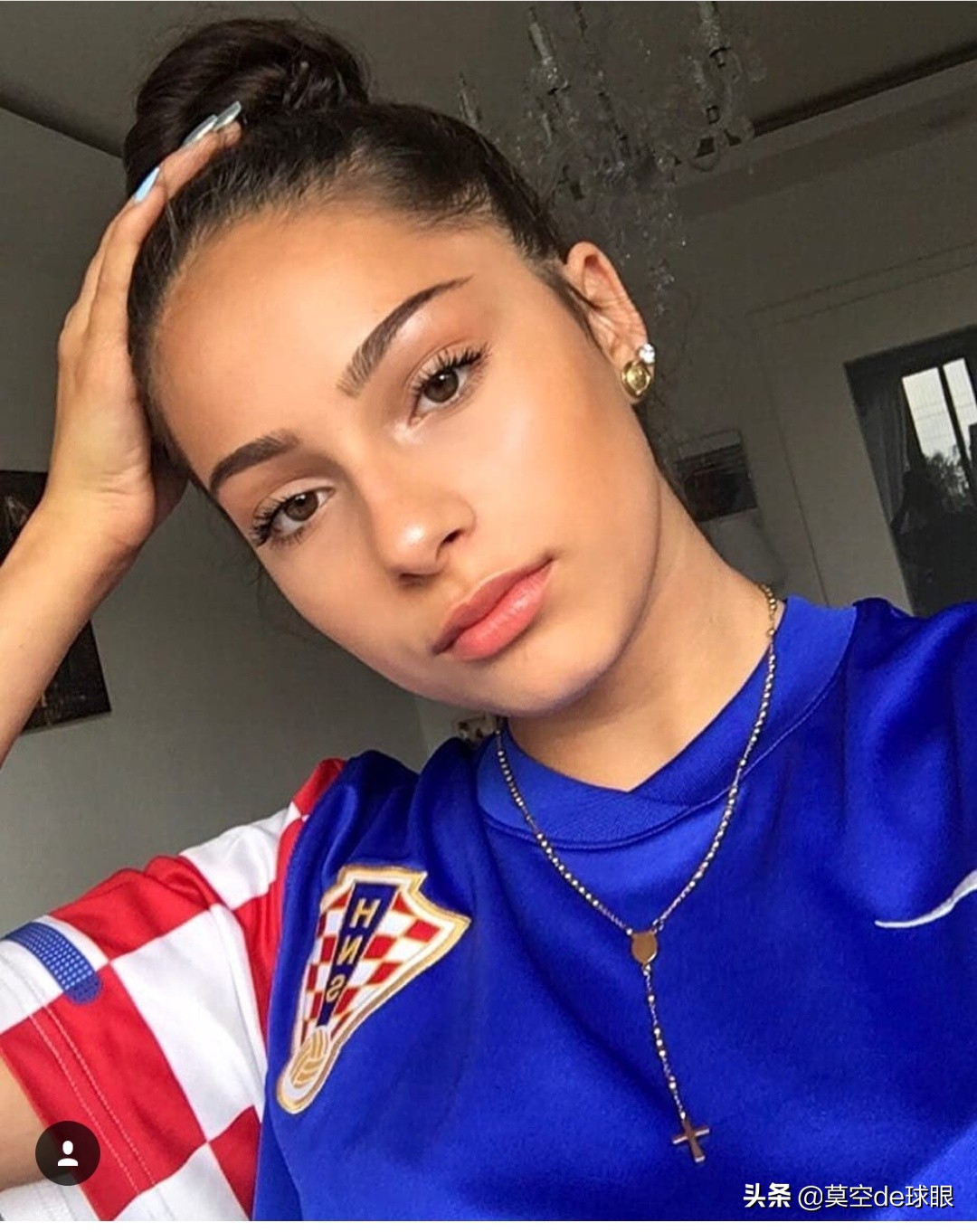 热爱足球的姐妹们最帅气,迟到的说一声,祝所有女球迷节日快乐!