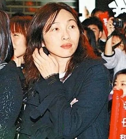 古巨基儿子正面照曝光 (古巨基和他儿子合影)