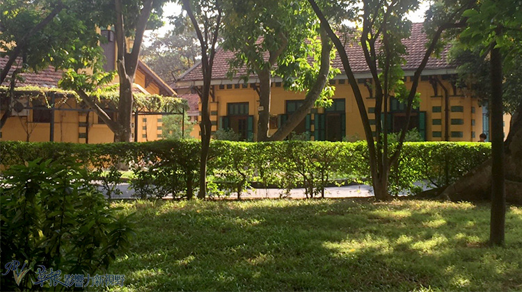 越南河内景点胡志明陵,越南帝王游胡志明