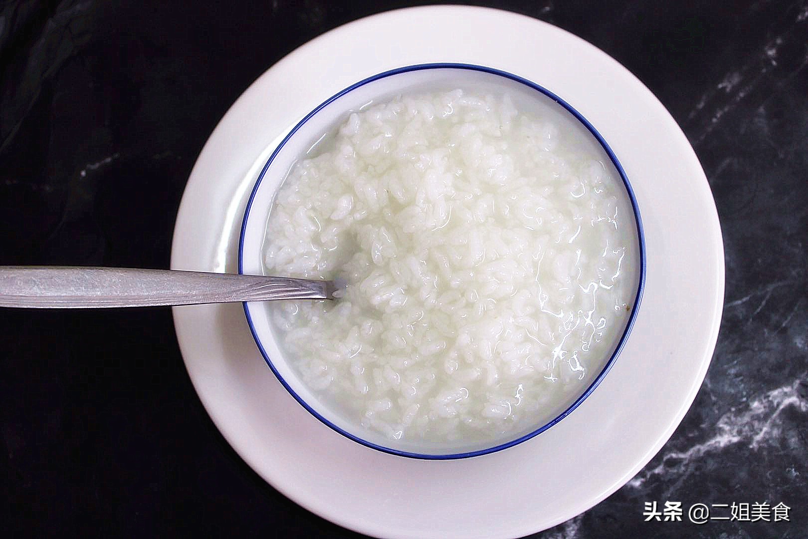 怎样煮大米粥又快又好,电饭锅大米粥怎么煮又滑又粘稠