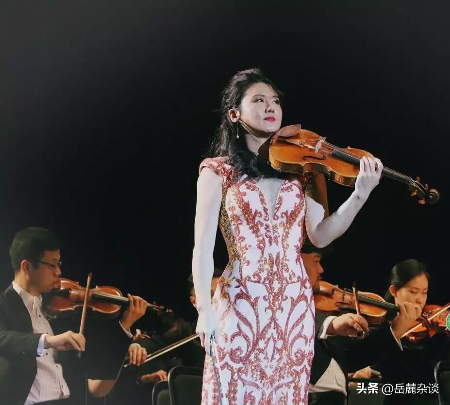 蝴蝶翩飞在天鹅湖上——记展翅高飞的湖南省演艺集团