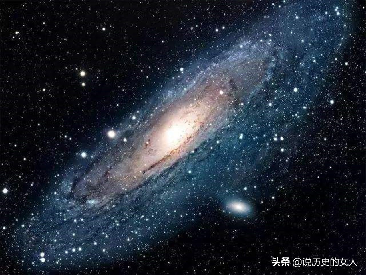 他天天晚上望星空坚持16年终于用肉眼发现一颗新星轰动了世界