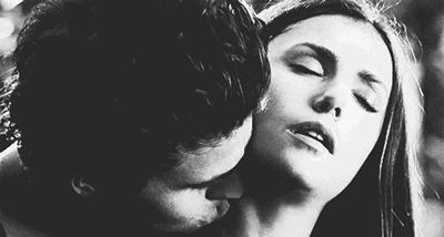 产后夫妻感情差怎么办,产后夫妻感情不好怎么办