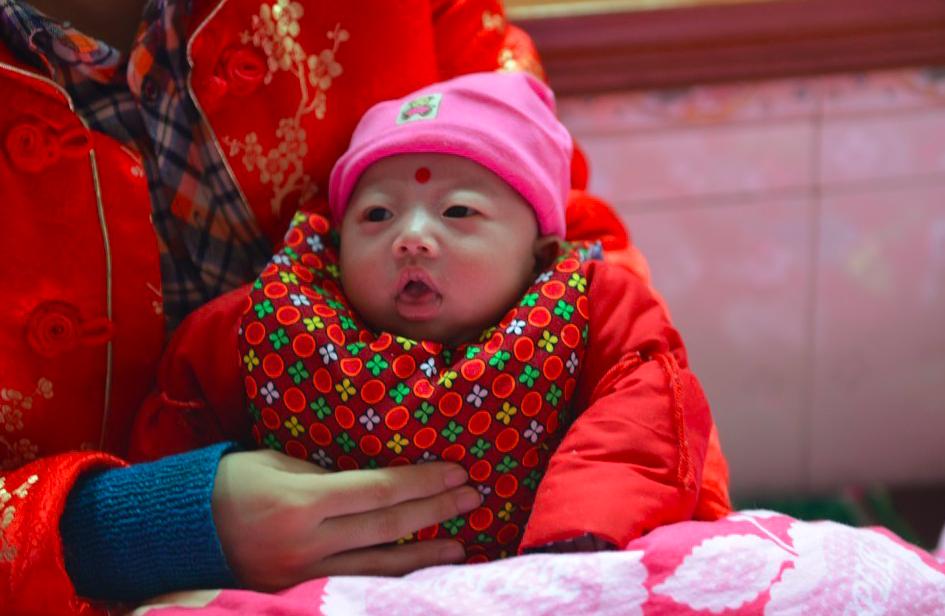 农村习俗孩子满月回娘家,农村宝宝出满月