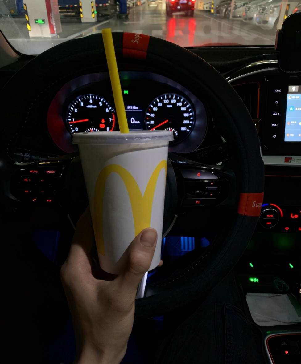 自己动手换led灯灯芯教程,自己动手换led灯泡