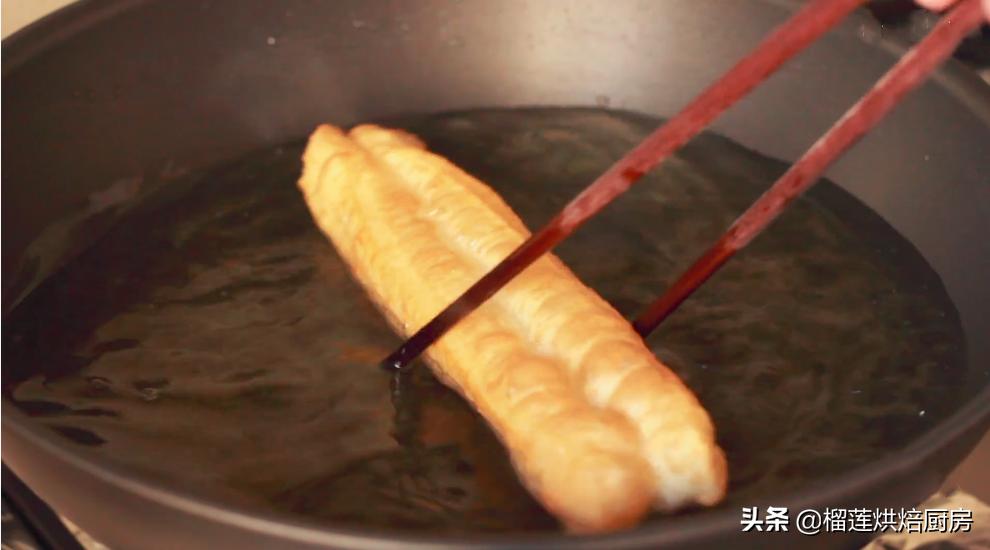 家用油条的做法和配方酥脆蓬松,如何炸制酥脆空心好油条