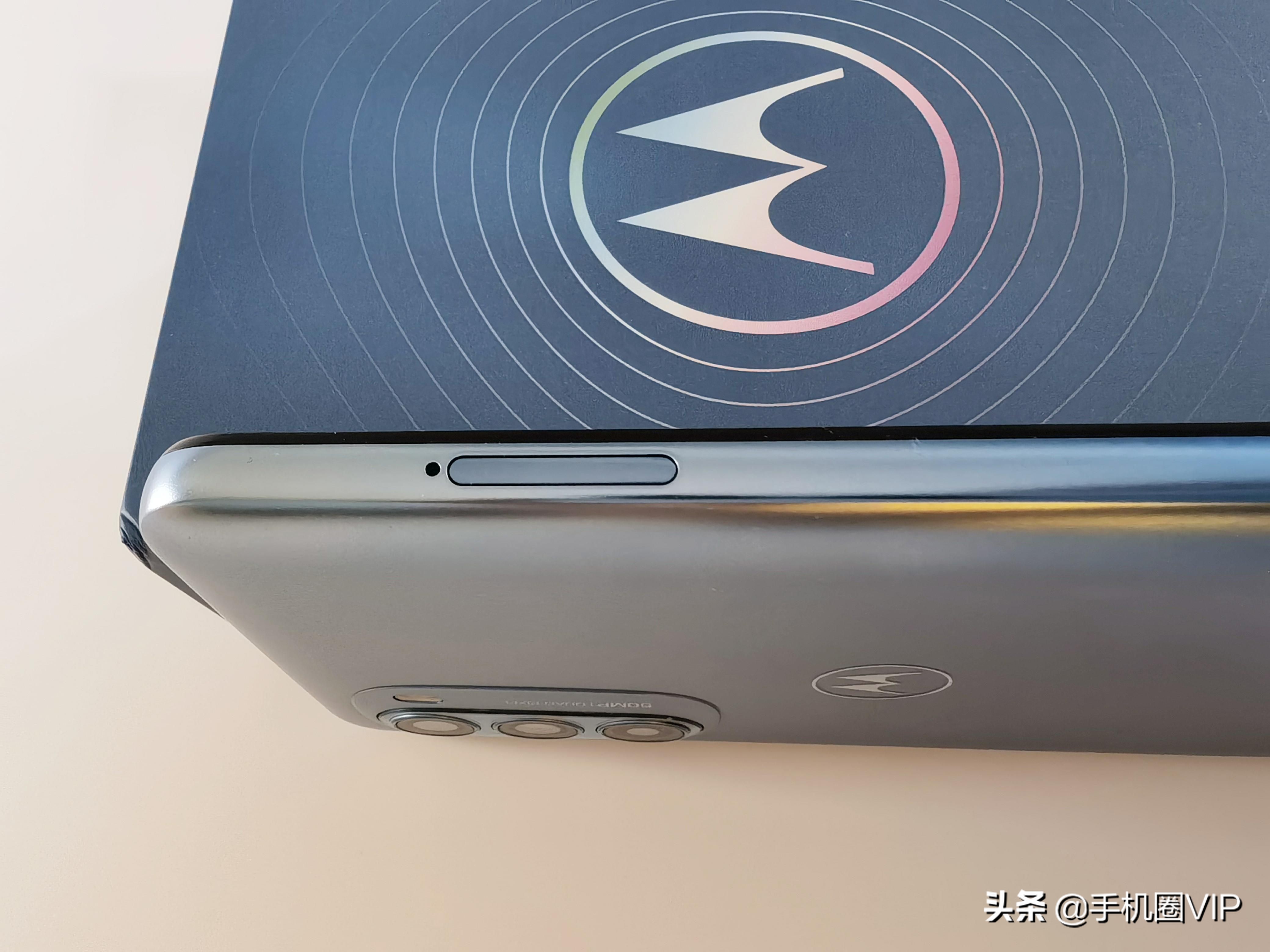 摩托罗拉g51,摩托罗拉g51详细参数