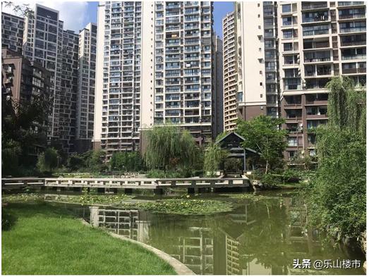 乐山住宅景观,乐山小区景观造雾