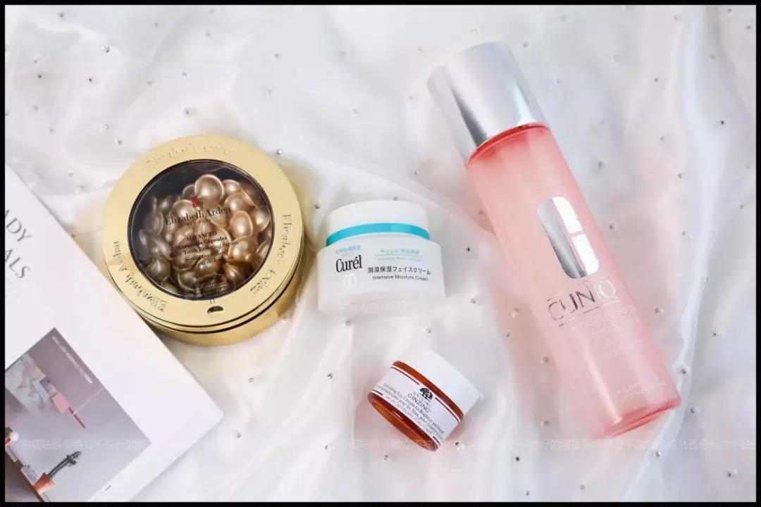 秋冬爱用粉底液分享,秋冬季节爱用护肤分享