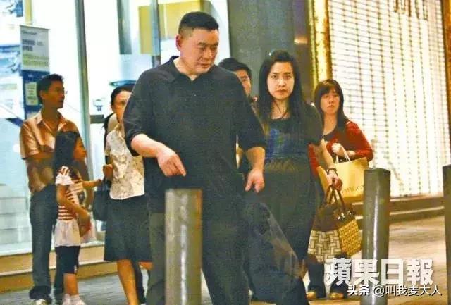 从贫民窟到身价400亿只用了16年,从贫民窟到身价400亿甘比