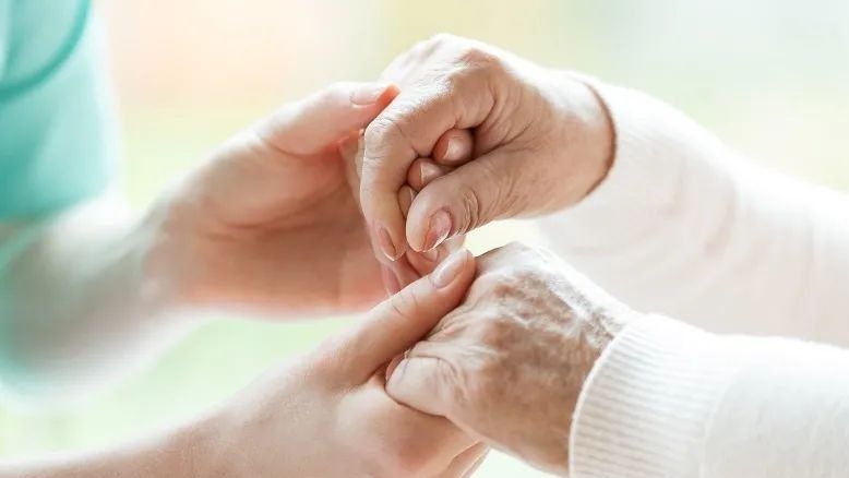 结直肠腺瘤是癌吗?肠腺瘤该如何治疗?